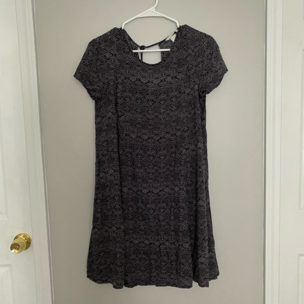 H&M - Black T-Shirt Dress - Size 6